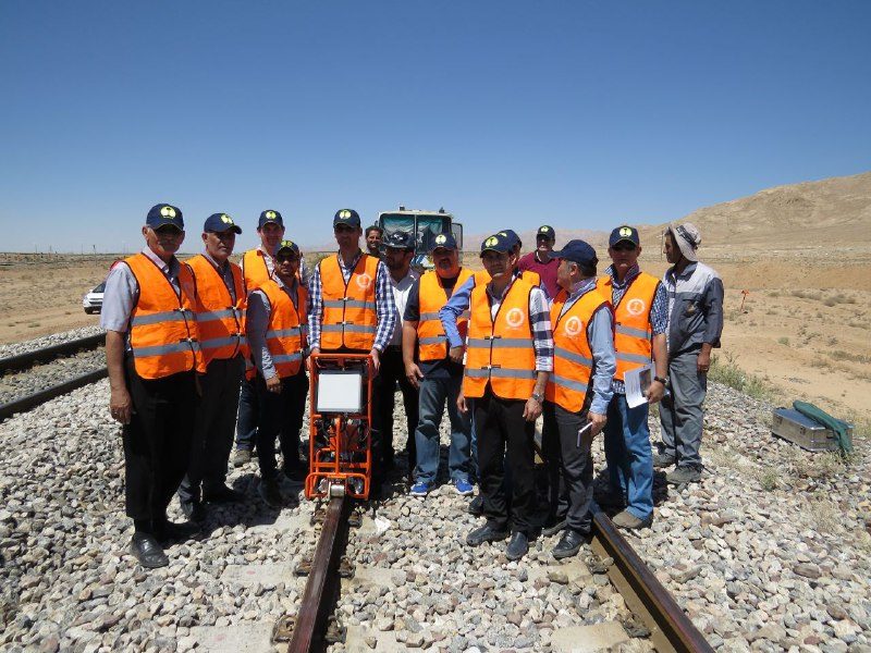 اجرای نخستین عملیات تنش‌یابی خط در راه‌آهن جمهوری اسلامی ایران توسط شرکت ریل صنعت کاران